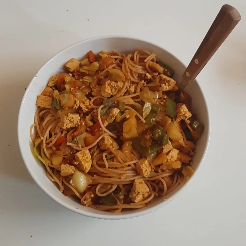 Episode 12 — Capítulo 12 - Espaguetis con tofu al curry