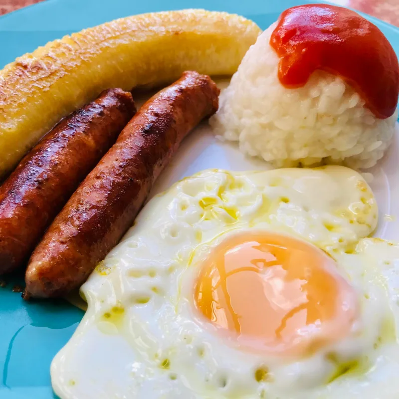 Episode 2 — CAPÍTULO 2 - COMIDA EN ESPAÑA - Cosas típicas que no imaginabas - (A2-B1)